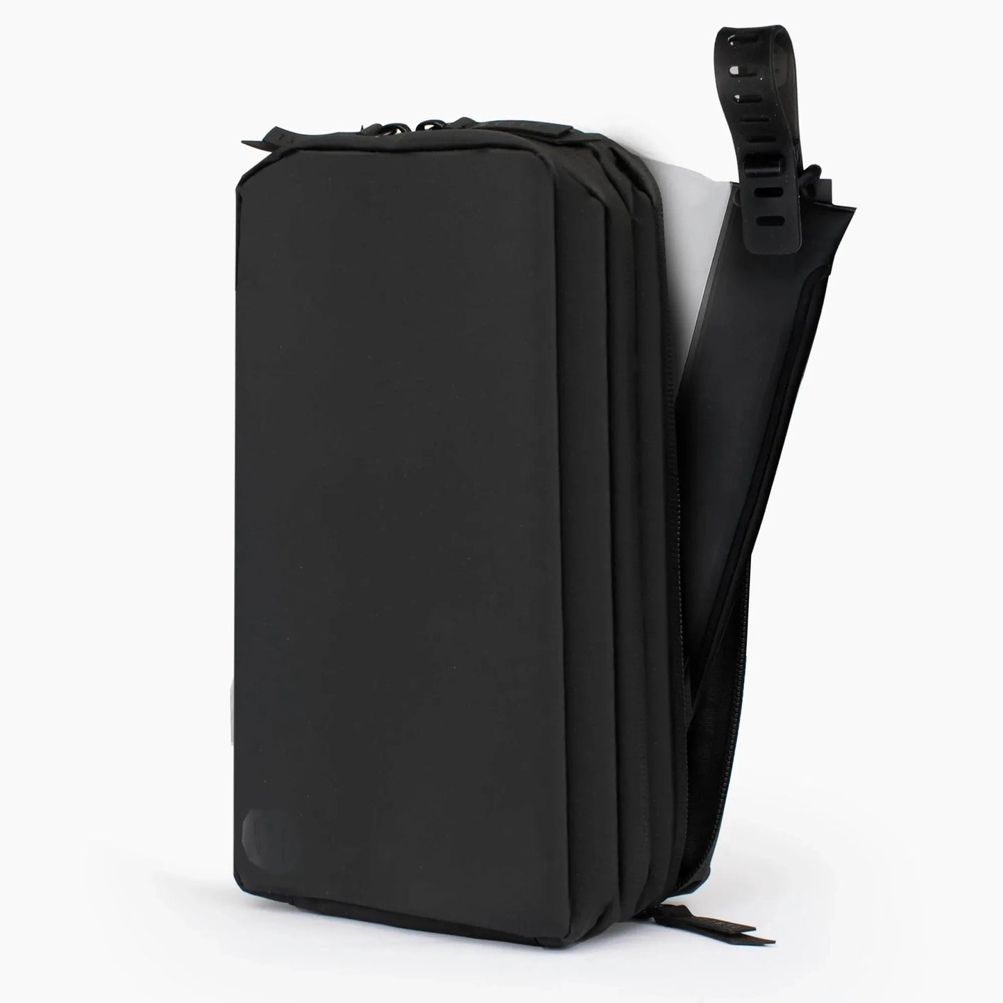 Explorer PLUS™ Toiletry Bag - Packing More - Jetset Essentials