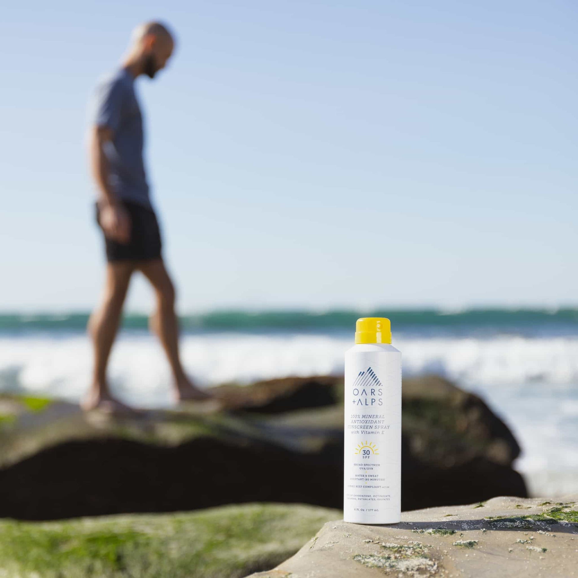 100% Mineral Antioxidant Sunscreen Spray with SPF 30 - Jetset Essentials